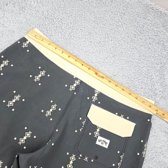 Billabong Sundays Pro Boardshorts Mens Size 36 Recycler Performance‎ Shorts - Picture 7 of 8